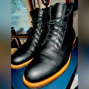 Nisolo mens 10.5 leather waterproof boots Vibram soles